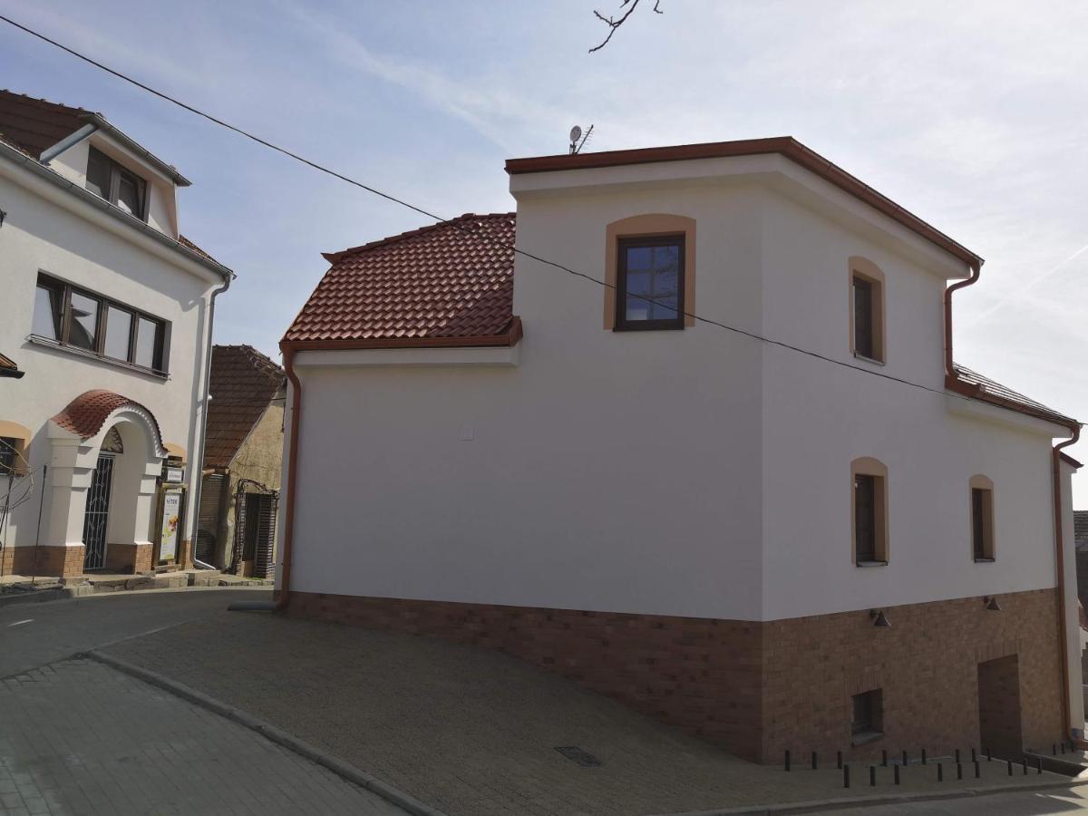 Penzion Šarlota & Vinařství Vítek Josef Mutěnice Esterno foto